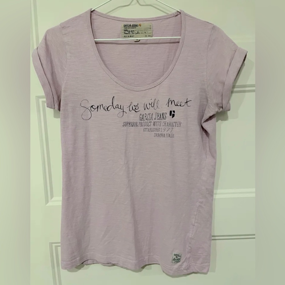 T-shirt, size M